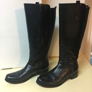 Riding boots used in good condition.